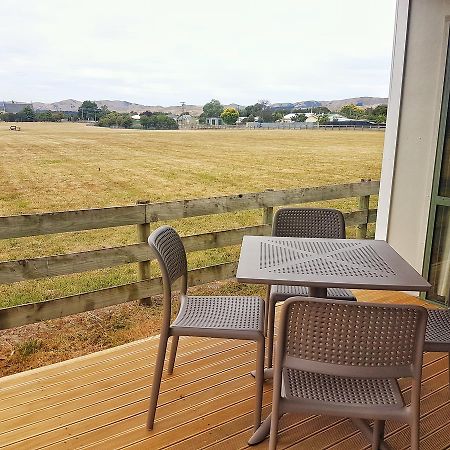 Martinborough Top 10 Holiday Park المظهر الخارجي الصورة