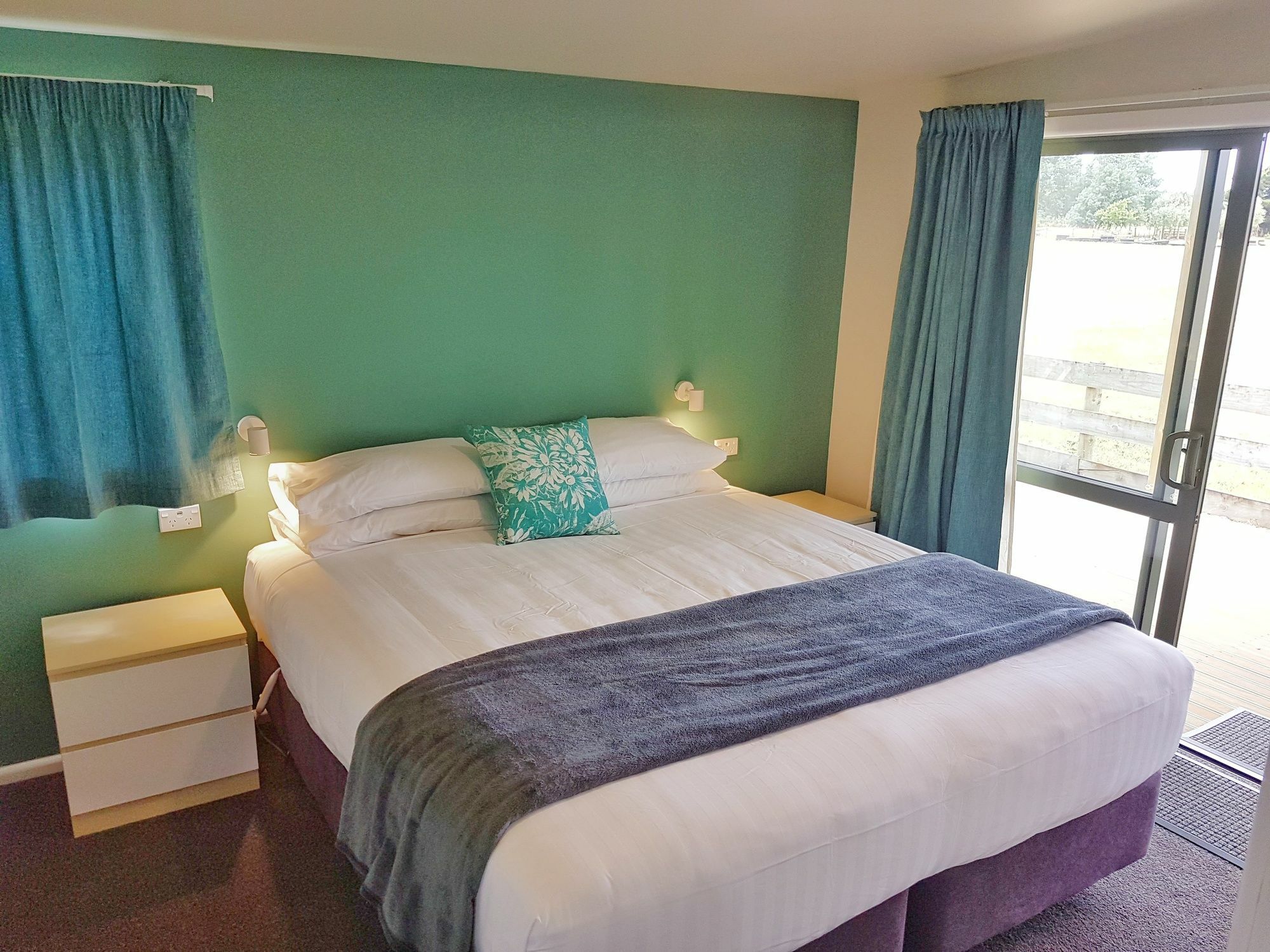 Martinborough Top 10 Holiday Park المظهر الخارجي الصورة
